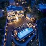 Alhena Pavilion Villa