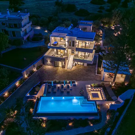 Alhena Pavilion Villa